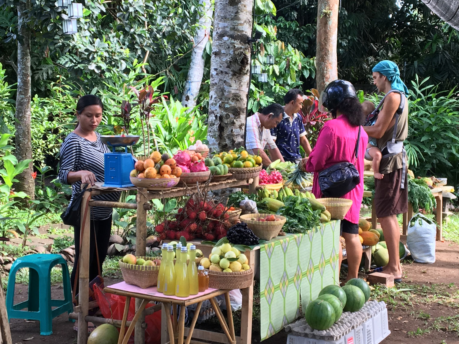 Moksa Restaurant outdoor Farmers best organic markets in Bali